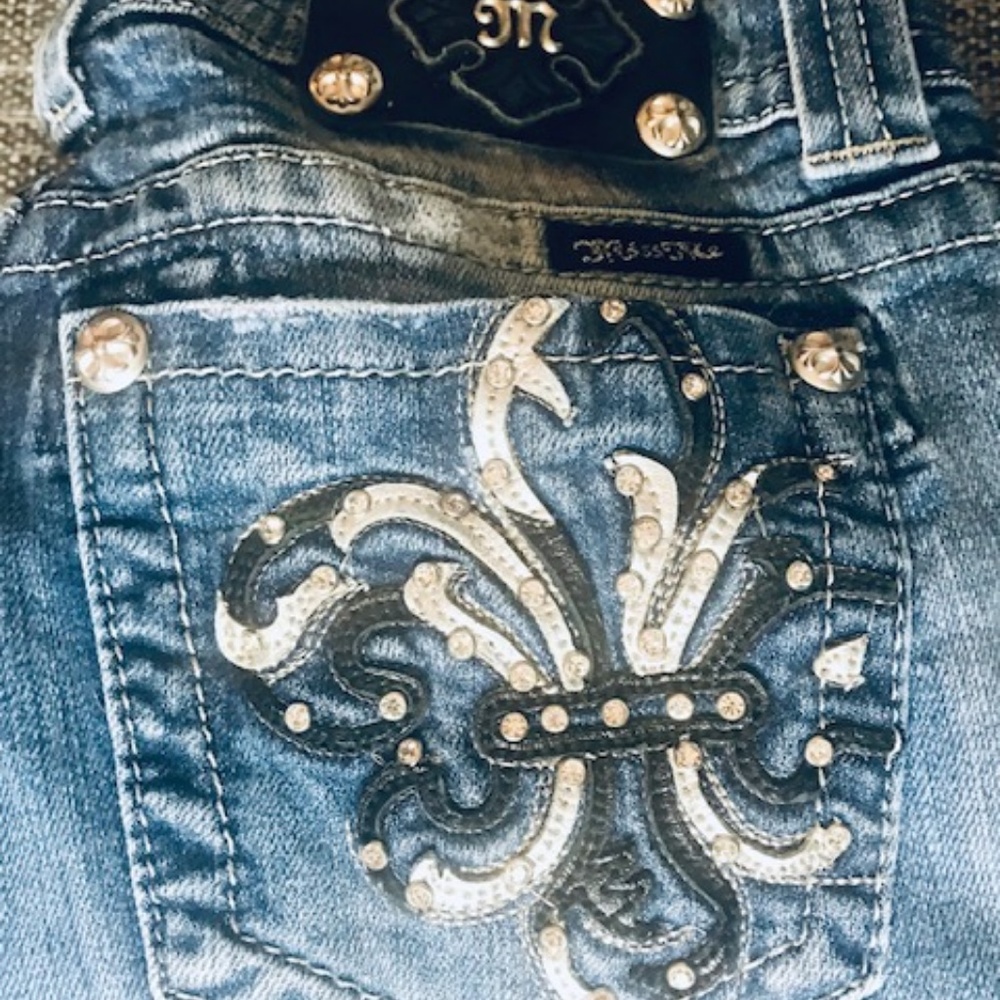 Miss Me Jeans - Size 27